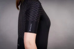 Carnac Women's Short Sleeve Jersey / Black 13 Carnac Women's Short Sleeve Jersey / Black -AOI Bike Shop CLCAWSSJBLK P9