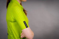 Carnac Women's Short Sleeve Jersey / Zesty Lime -AOI Bike Shop CLCAWSSJZL P9