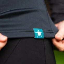 On-One Raglan Long Sleeve Trail Jersey Women’s Charcoal -AOI Bike Shop P1 Rujo Lifestyle Badge